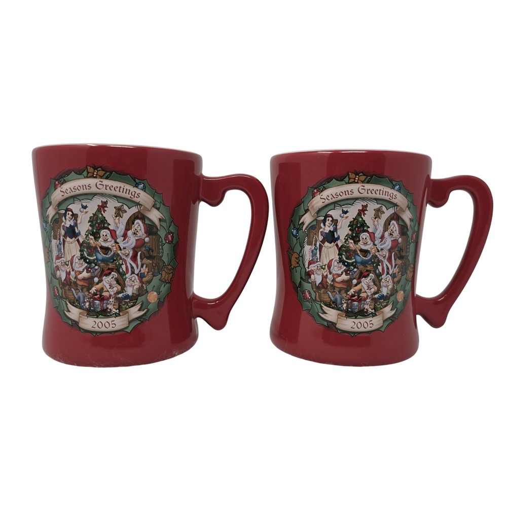 Disney Christmas Through The Years Snow White 2005 Coffee Mug Set of 2 Red
